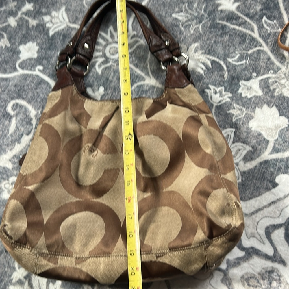 Large Coach satchel. See pics for wear on corners and straps - Picture 13 of 13